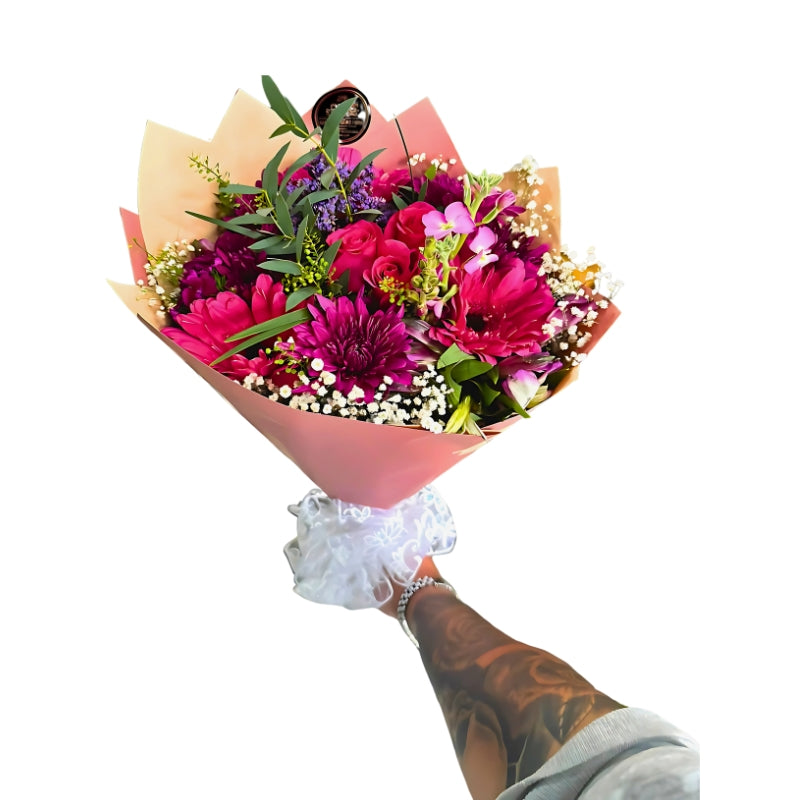 Ramo de flores mixtas mediano