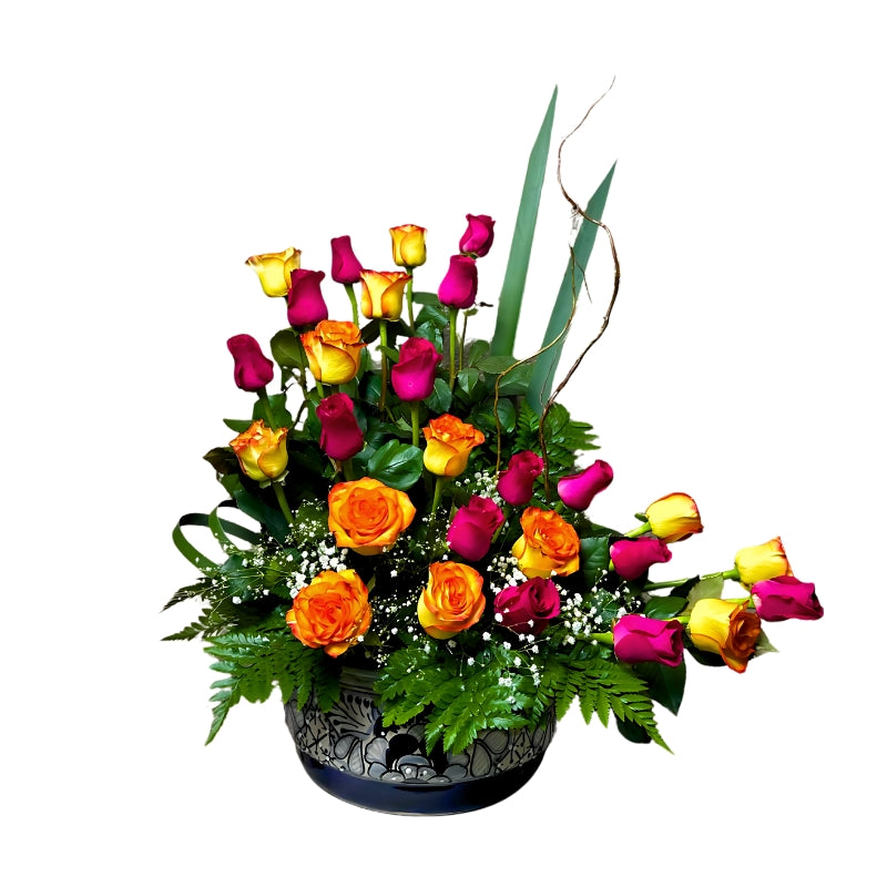 Rosas de colores en base de talavera