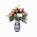 Florero Estilizado Grande Talavera con Rosas